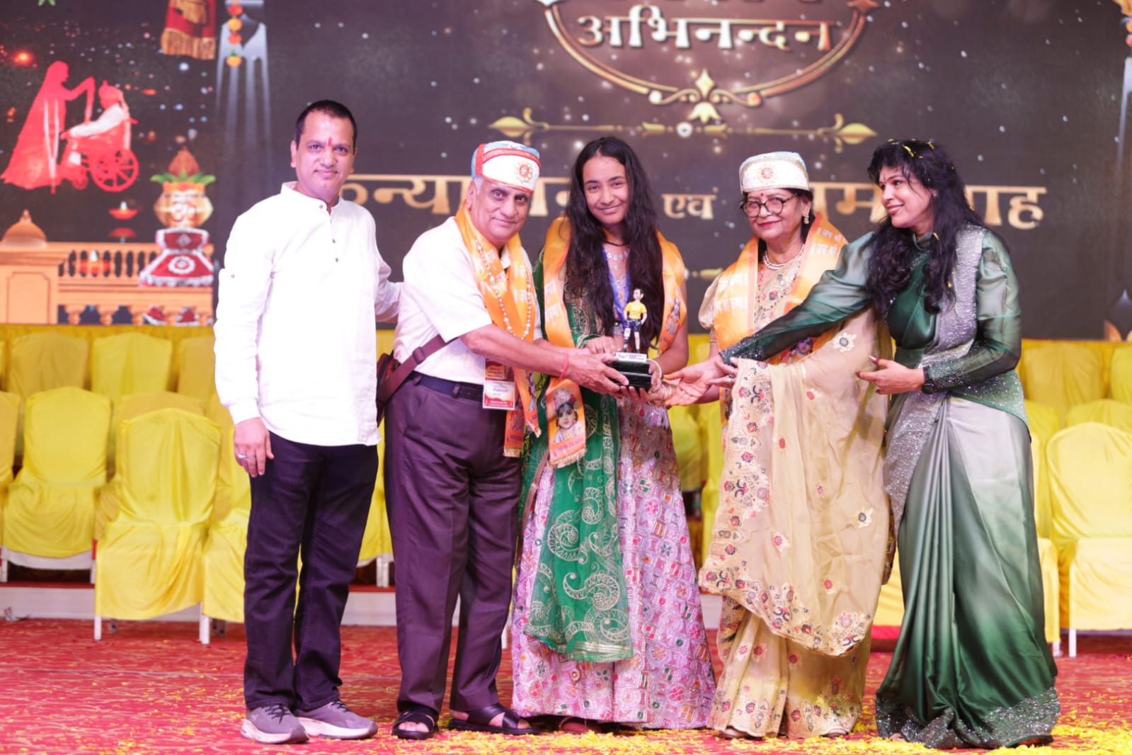 award6.jpg