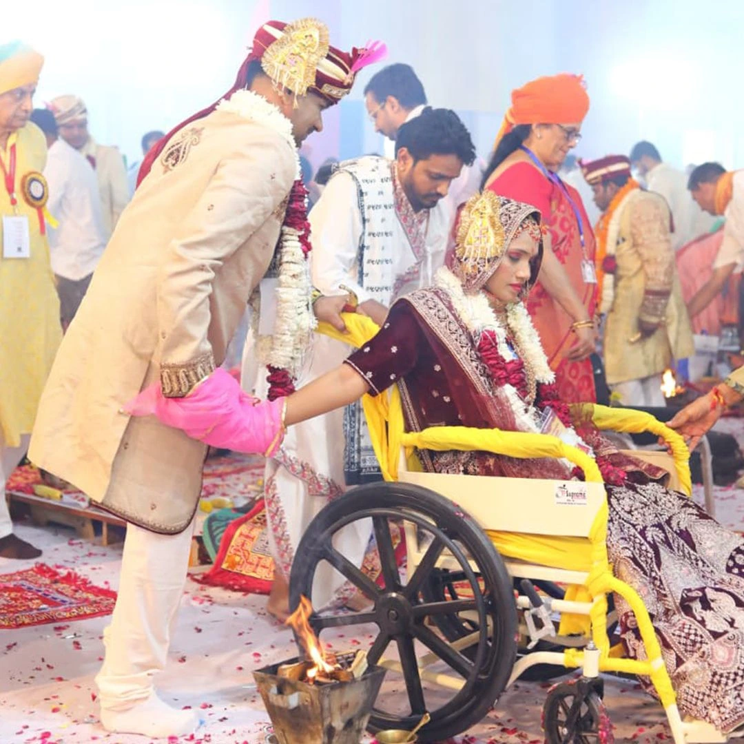 44তম দিব্যাঙ্গ ও গরীব, অসহায় যুবক-যুবতীদের গণবিবাহের অনুষ্ঠান