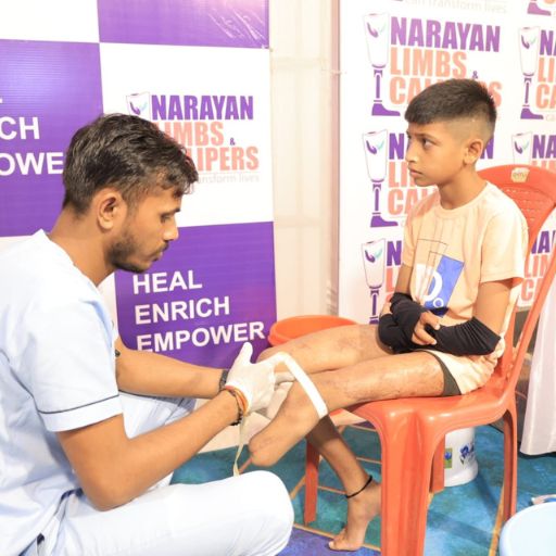 Narayan Limb Distribution Camp Ludhiana 002