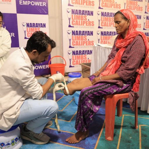 Narayan Limb Distribution Camp Ludhiana 003