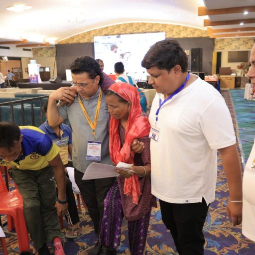 Narayan Limb Distribution Camp Ludhiana 004