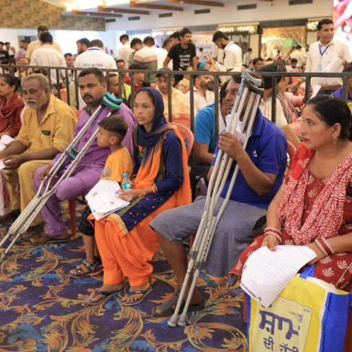 Narayan Limb Distribution Camp Ludhiana 007