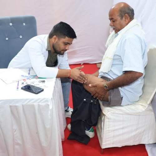 Narayan Limb Distribution Camp Jaipur 003