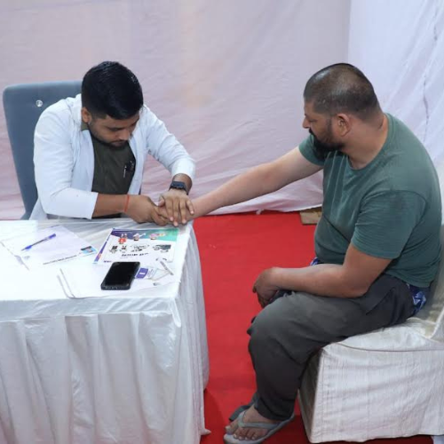 Narayan Limb Distribution Camp Jaipur 008