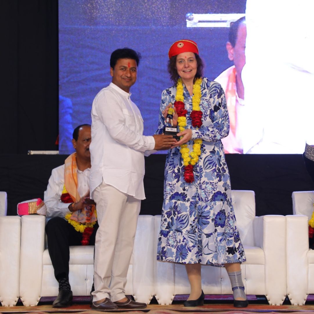 OIKOCರೆಡಿಟ್ ಮತ್ತು ಮಾನವೀಯ ಡೆವಲಪ್‌ಮೆಂಟ್ & ಫೈನಾನ್ಸ್ ಪ್ರೈ. ಲಿಮಿಟೆಡ್. ಸಂಸ್ಥಾನ ಭೇಟಿ